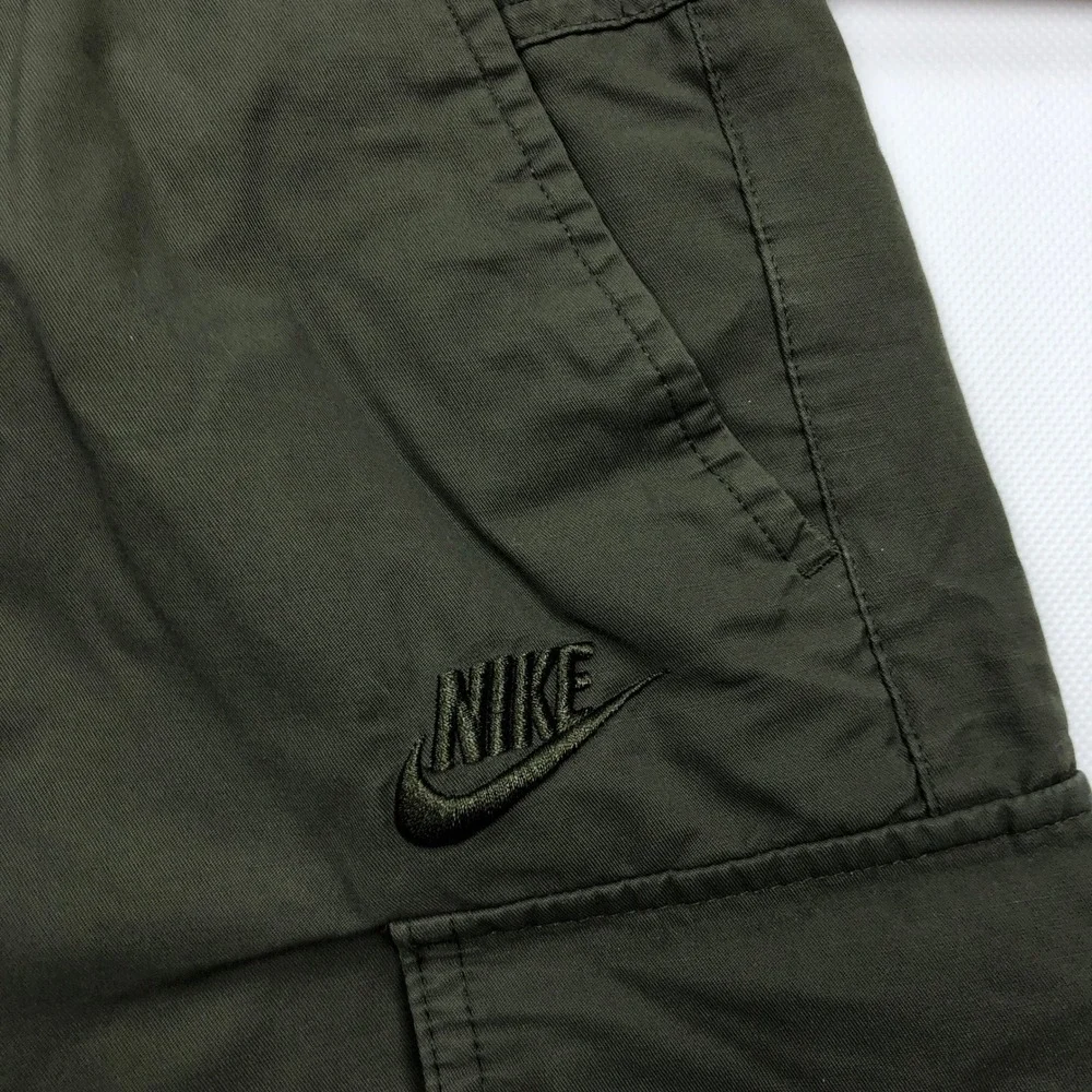 Nike Sportswear Woven Unlined Utility Cargo Pants Olive Green Mens Small DD5207